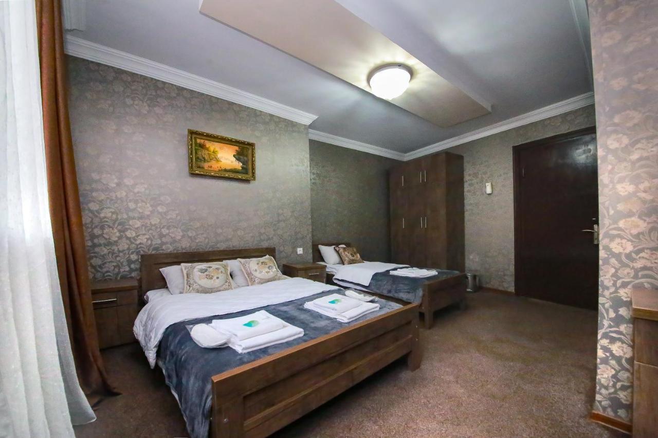 Royal Hotel Tbilisi Eksteriør billede
