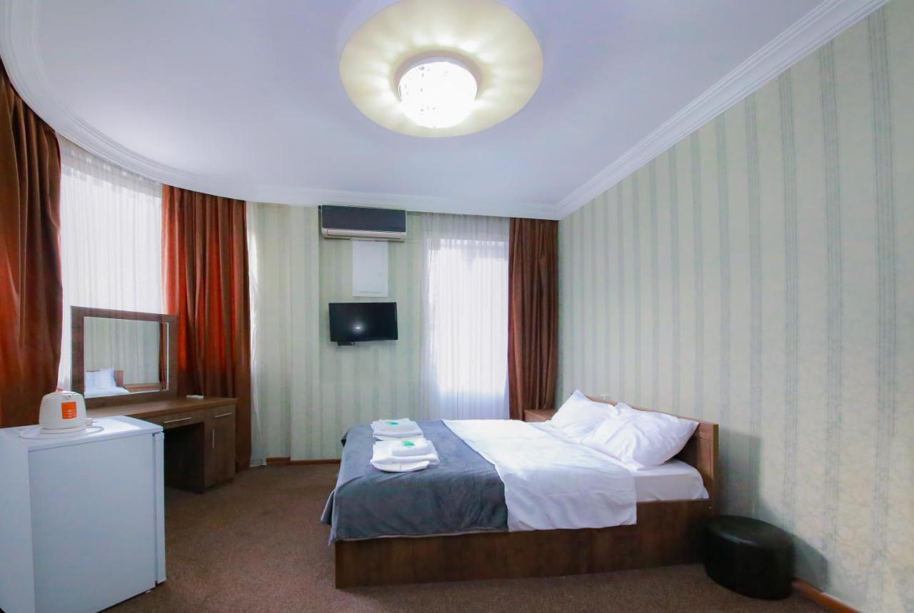 Royal Hotel Tbilisi Eksteriør billede
