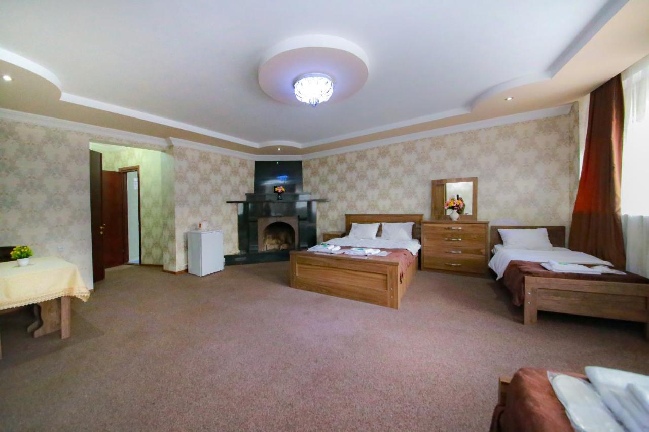 Royal Hotel Tbilisi Eksteriør billede
